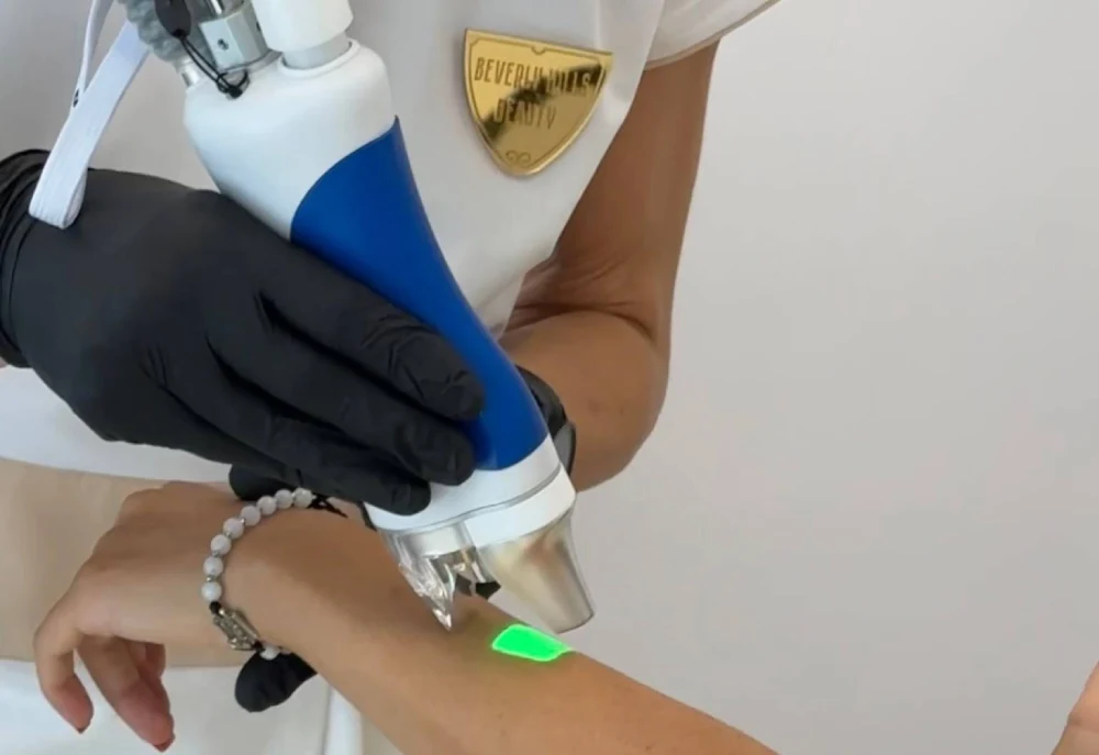 Make-up in Vienna - Beverly Hills Beauty